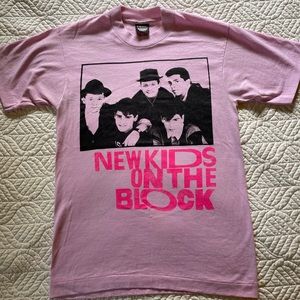VINTAGE new kids on the block tee